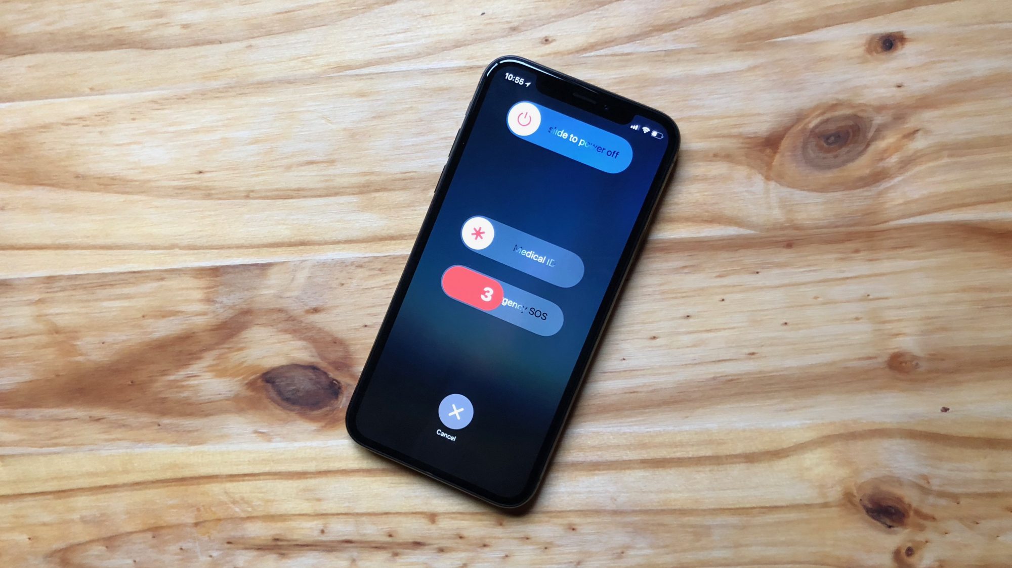 iPhone avverte le Hawaii di un MISSILE in arrivo, ma era un fake