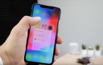 iOS 12 DISTRUGGE ufficialmente il vecchio e PESSIMO iOS 11 iOS 12, Bug, Blocco, App