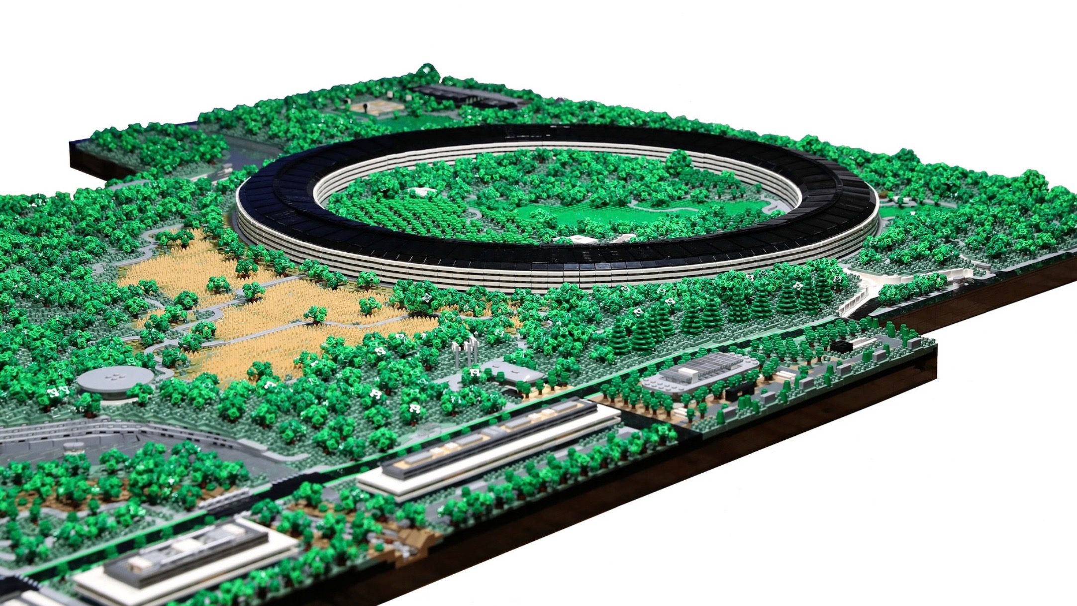 Apple Park, LEGO, Ricostruito
