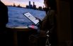 Il nuovo iPad Pro 2018 ti permette di RICARICARE iPhone come un Power Bank