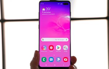 CHE FAIL! Il Samsung Galaxy S10+ costa PIÙ di iPhone XS Max Samsung Galaxy S10+, Costo, Alto, iPhone XS Max