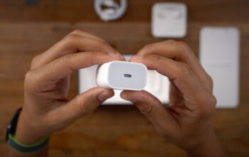 CONFERMA! iPhone 12 SENZA ALIMENTATORE in confezione iPhone 12, Alimentatore, Confezione, Cuffie