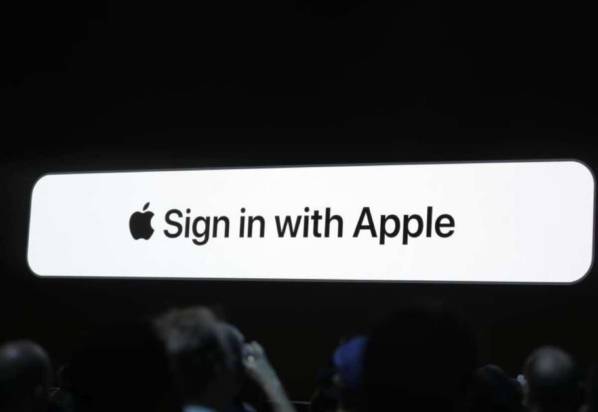 Apple, Indagine, Antitrust, Accedi Con Apple