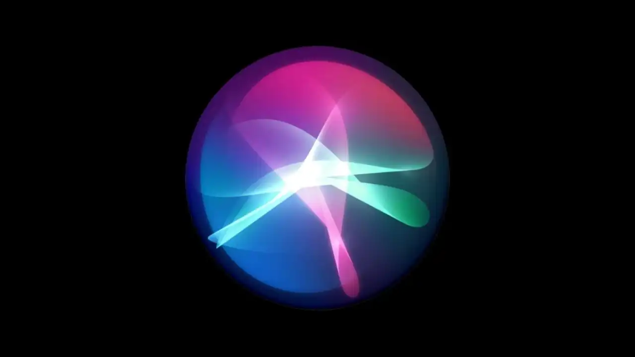 iOS 18: Apple prepara la nuova “Siri LLM” con AI