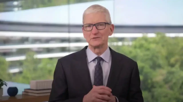 Apple, Tim Cook, Donald Trump, semiconduttori, investimento Apple, TSMC, CHIPS Act, produzione USA, AI, Apple Intelligence, fabbrica Houston, Apple Silicon