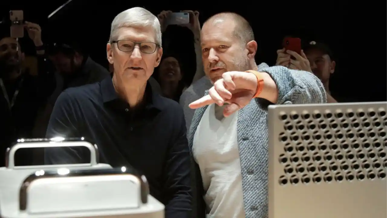 OpenAI acquisisce la startup di Jony Ive per $6,5 miliardi