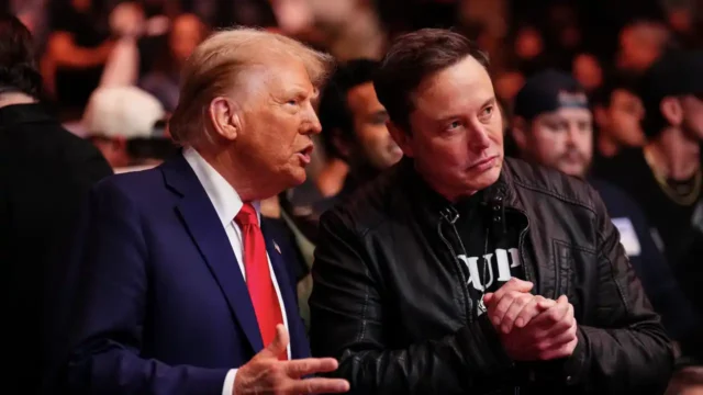 Trump, Alabama, discorso, laurea, atlete transgender, Elon Musk, tariffe, economia, infrastrutture, I-65, protesta, College Democrats, Nick Saban, Melania Trump, politica USA