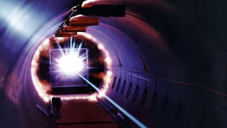 fusione nucleare, NIF, energia pulita, laser, Lawrence Livermore, energia sostenibile, ricerca scientifica