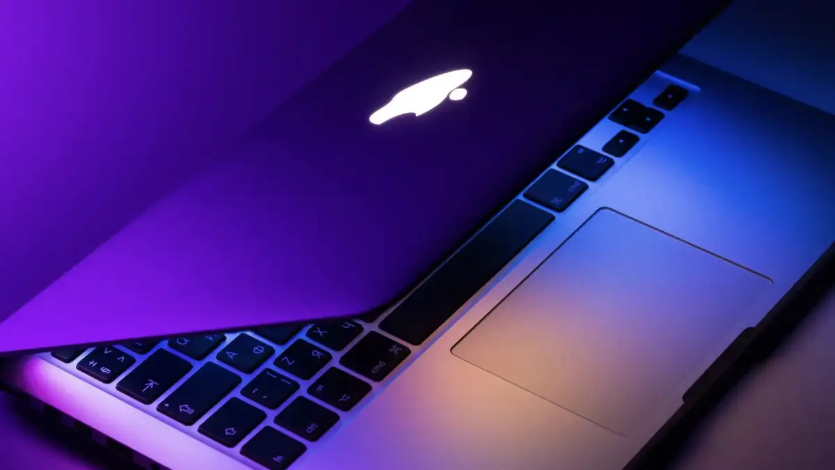 apple, macbook economico, macbook 2025, macbook a18 pro, portatile apple economico, nuovo macbook, rumors apple