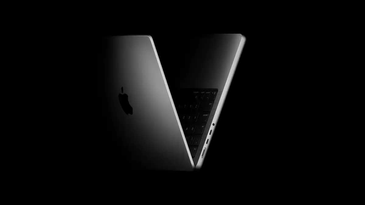 MacBook Pro M5, Apple, M5, Apple Silicon, Mac 2025, macOS Tahoe, prestazioni AI, autonomia, Liquid Retina XDR, Apple News