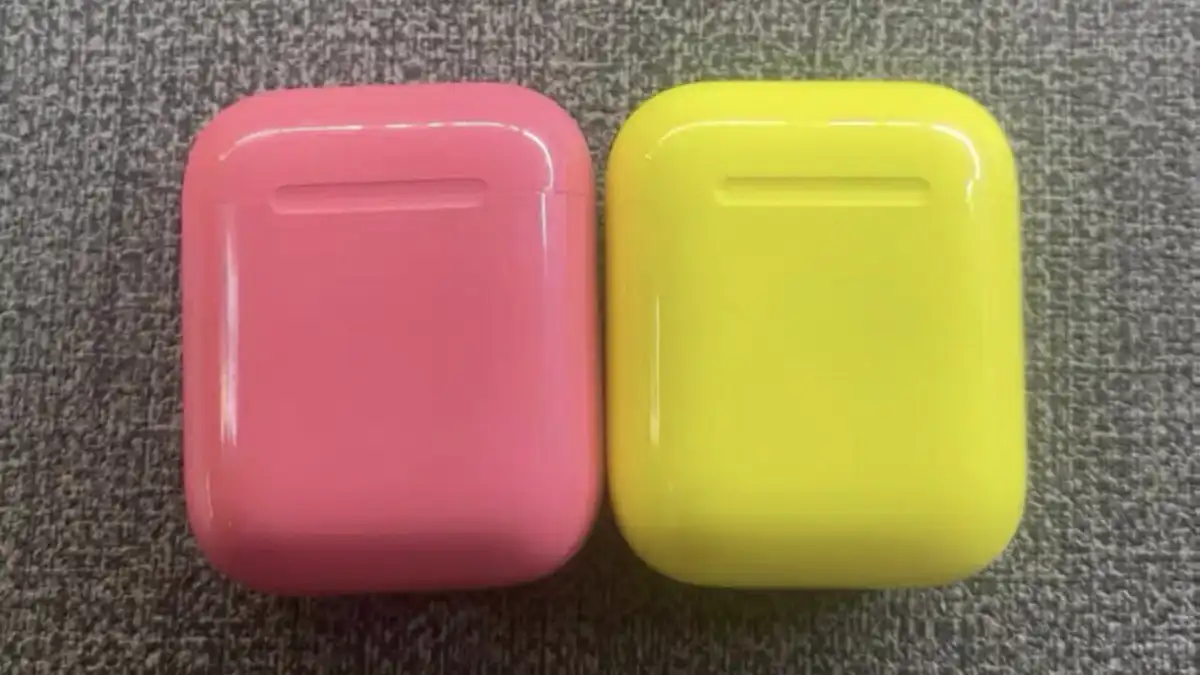 AirPods, Prototipi Apple, Kosutami, Curiosità Apple, Storia Apple, AirPods Colorate, Leak