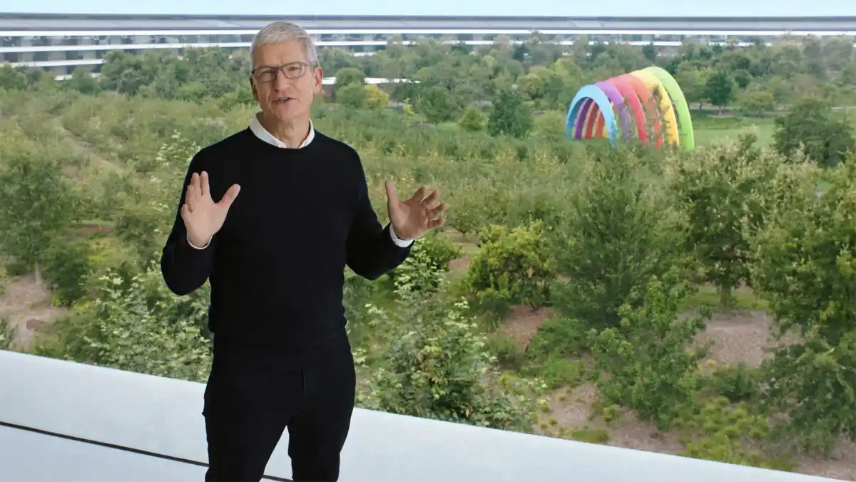 Tim Cook, CEO Apple, John Ternus, Mark Gurman, Successione Apple, Arthur Levinson, WWDC 2026
